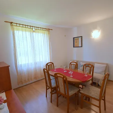 Anica By Interhome Njivice